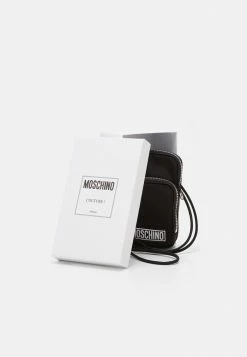 MOSCHINO LABEL UNISEX - Across Body Bag - Fantasy Black -MOSCHINO SHOP 0729a42c81914dc491ad3304b142bc47