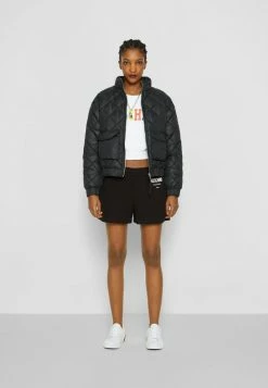 MOSCHINO INSTITUTIONAL LOGOS - Shorts - Black 11 MOSCHINO INSTITUTIONAL LOGOS - Shorts - Black -MOSCHINO SHOP 07aa107840a0431081398d115363eca8