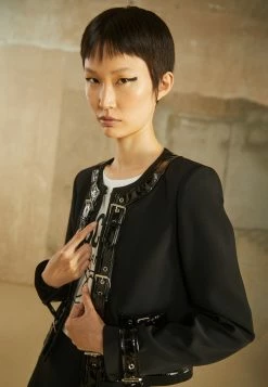 MOSCHINO BONDAGE BUCKLE - Blazer - Fantasy Black 10 MOSCHINO BONDAGE BUCKLE - Blazer - Fantasy Black -MOSCHINO SHOP 08325dbc3a5f4dda9f6369984198fa18