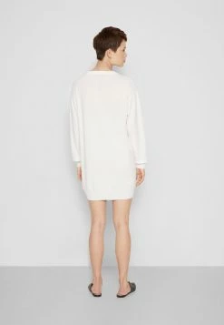 MOSCHINO INSTITUTIONAL - Jumper Dress - White -MOSCHINO SHOP 09a69aa6c0f240c39ff4a5290b383303