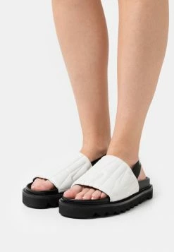 MOSCHINO Sandals - Bianco