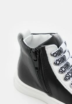 MOSCHINO MID SOLE LACE TEDDY BEAR PATCH - High-top Trainers - Black/white -MOSCHINO SHOP 0f094d0c81964eda8e6fe4619bb4b996