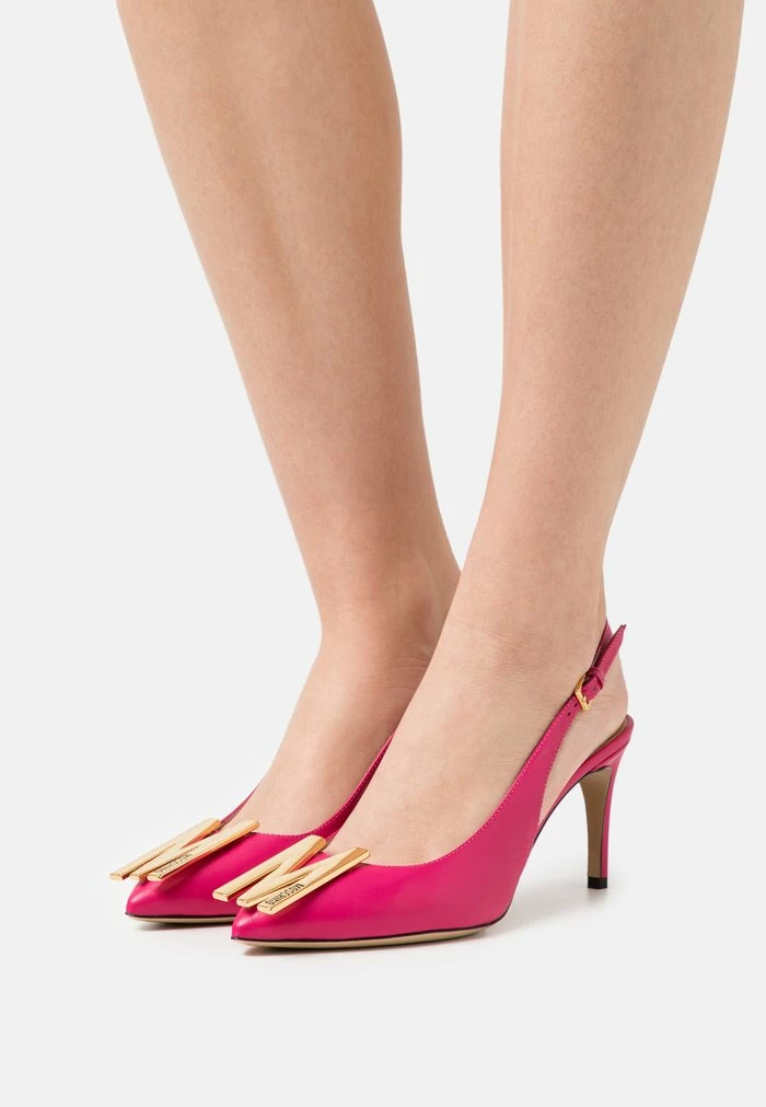 MOSCHINO Classic Heels - Fuxia 1 MOSCHINO Classic Heels - Fuxia