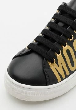 MOSCHINO BOX LACE MAXI LOGO PRINT - Trainers - Black -MOSCHINO SHOP 1b8735f4fe7e48599995175053a269c5