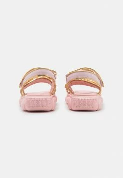 MOSCHINO Sandals - Pink/gold -MOSCHINO SHOP 1bffbca9a3b34a2d96bdd2645fc2fc20