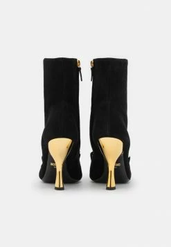 MOSCHINO Classic Ankle Boots - Nero -MOSCHINO SHOP 1c270d78fc454a93b89073955ba30ab9