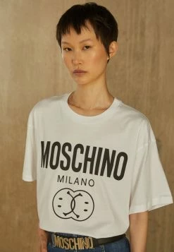 MOSCHINO DOUBLE SMILE - Print T-shirt - Fantasy White 9 MOSCHINO DOUBLE SMILE - Print T-shirt - Fantasy White -MOSCHINO SHOP 1eb49c1011a140c78d1bcb273994661d