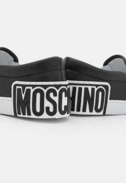 MOSCHINO Slip-ons - Nero -MOSCHINO SHOP 26ed016e005946d7bfa276aed13c3841