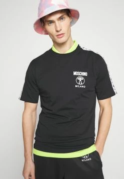 MOSCHINO Print T-shirt - Black -MOSCHINO SHOP 293c79e280034fb4956c72423f1db3b2