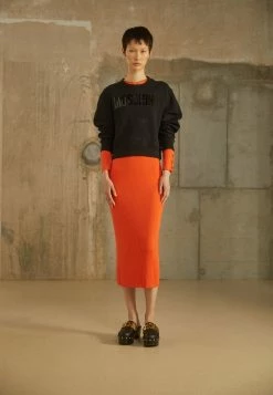 MOSCHINO VINYL COUTURE MILANO - Sweatshirt - Fantasy Black