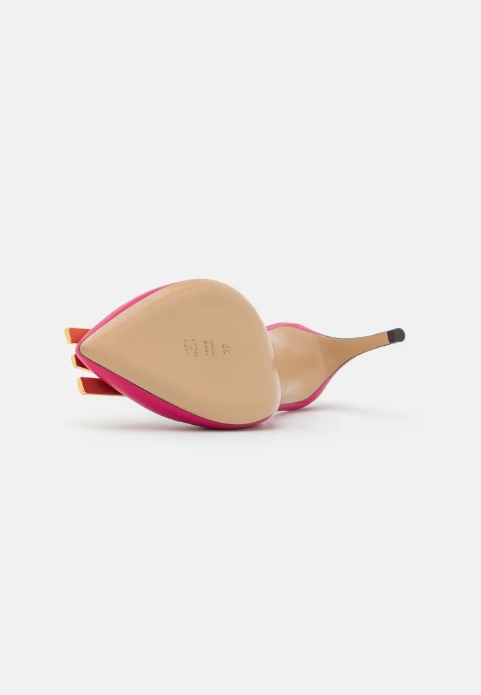 MOSCHINO Classic Heels - Fuxia 6 MOSCHINO Classic Heels - Fuxia - Image 6