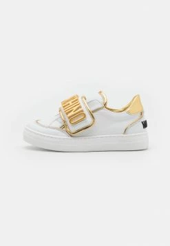 MOSCHINO BOX SOLE STRAP GALVANIC LETTERING LOGO - Trainers - White/gold