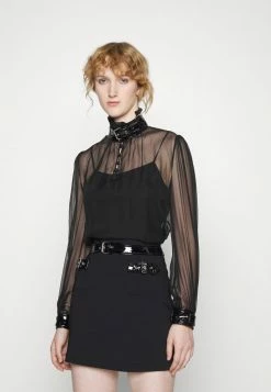 MOSCHINO BONDAGE BUCKLE - Blouse - Black 11 MOSCHINO BONDAGE BUCKLE - Blouse - Black -MOSCHINO SHOP 3d8bb5478d95469e83bf3d93ecd9cfb5