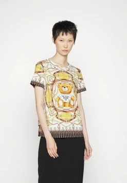 MOSCHINO MILITARY SCARF - Print T-shirt - Fantasy Ivory -MOSCHINO SHOP 3e8ded88a0f04780bb2058234150805c