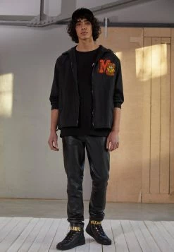 MOSCHINO Basic T-shirt - Black