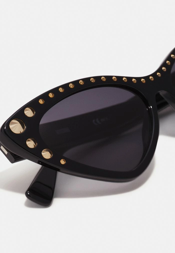 MOSCHINO Sunglasses - Black 3 MOSCHINO Sunglasses - Black - Image 3
