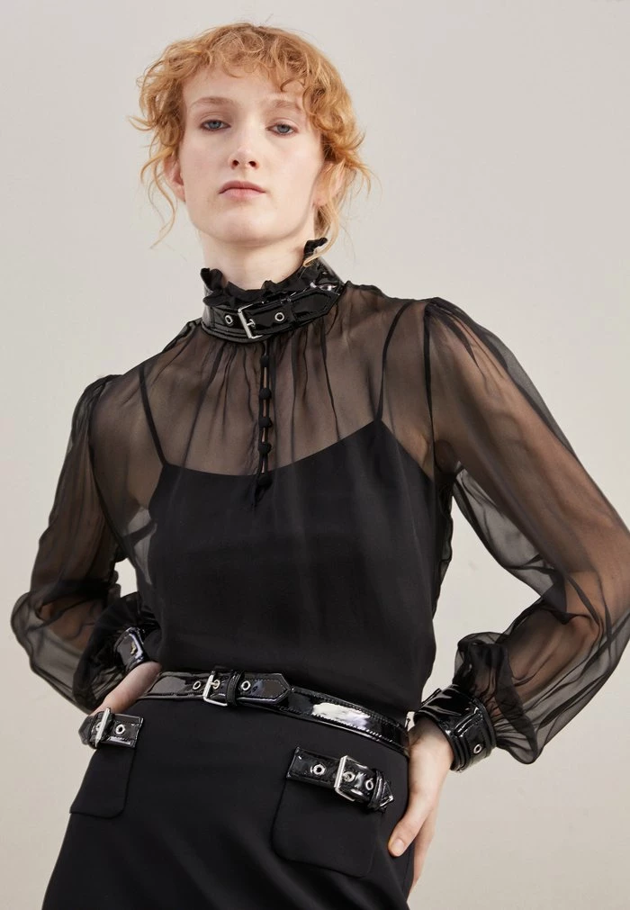 MOSCHINO BONDAGE BUCKLE - Blouse - Black 1 MOSCHINO BONDAGE BUCKLE - Blouse - Black