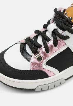 MOSCHINO BOX SOLE LACE LOGO TAPE - Trainers - Black/white/pink -MOSCHINO SHOP 5d2f2c175be948e4b53934b49f76e144