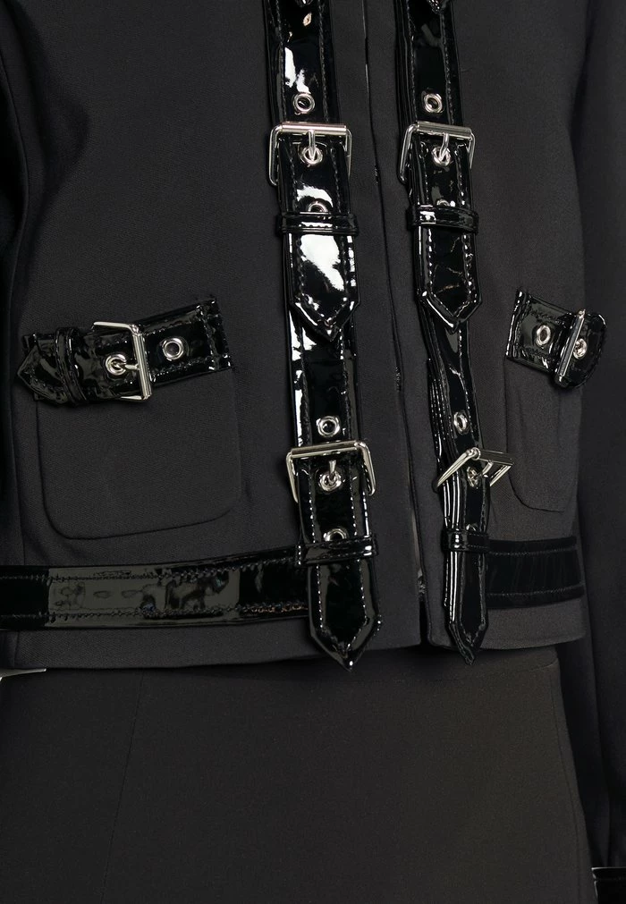 MOSCHINO BONDAGE BUCKLE - Blazer - Fantasy Black 8 MOSCHINO BONDAGE BUCKLE - Blazer - Fantasy Black - Image 8