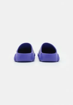 MOSCHINO Clogs - Purple 8 MOSCHINO Clogs - Purple -MOSCHINO SHOP 5eb29afb57c74e6e93c27448d697af70