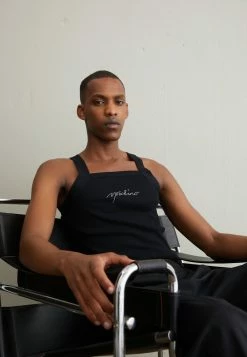 MOSCHINO Top - Fantasy Black -MOSCHINO SHOP 627ecd91639f4b03ae11a4bf2d680f87