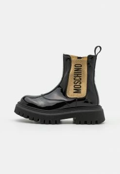 MOSCHINO BEATLES ELASTIC BAND LOGO PRINT - Classic Ankle Boots - Black