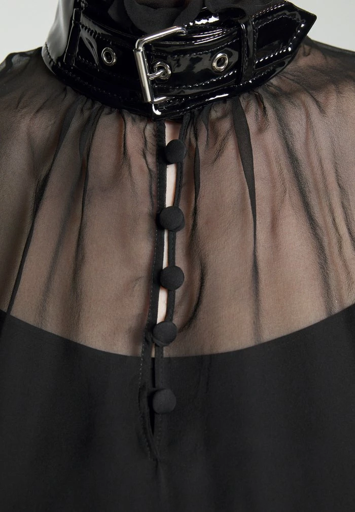 MOSCHINO BONDAGE BUCKLE - Blouse - Black 7 MOSCHINO BONDAGE BUCKLE - Blouse - Black - Image 7