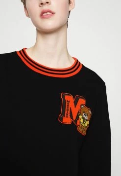 MOSCHINO VARSITY GROUP - Sweatshirt - Black -MOSCHINO SHOP 78b3a39ed04b4e9287820be9f94776be