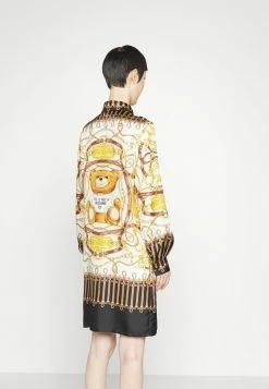 MOSCHINO MILITARY TEDDY SCARF PRINT - Shirt Dress - Fantasy Ivory -MOSCHINO SHOP 7fa78944e5e14fa19a9d7c9dfabd3bd3