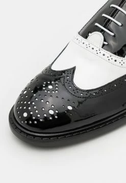 MOSCHINO BROGUE GROUP - Clogs - Black/white -MOSCHINO SHOP 83d83d7f8ae547379bbe438d7c4050a3