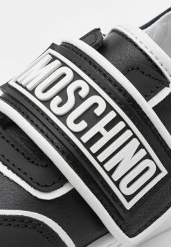 MOSCHINO UNISEX - Trainers - Black/white 11 MOSCHINO UNISEX - Trainers - Black/white -MOSCHINO SHOP 8a3be42c7f974aaeaa3b241c0ab4ae9e