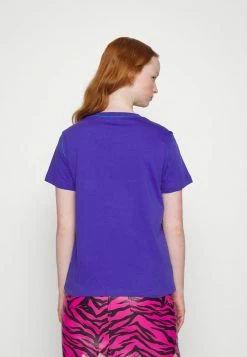 MOSCHINO EMBROIDERED SEASONAL - Print T-shirt - Blue -MOSCHINO SHOP 8c3fc75f5bb940178d061830a4f9a8c9