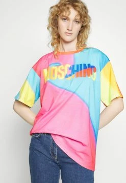 MOSCHINO PROJECTION - Print T-shirt - Fantasy -MOSCHINO SHOP 905fee41540947a2aa744abbd1c015c3