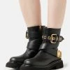 MOSCHINO Classic Ankle Boots - Nero