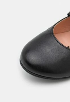 MOSCHINO Ballet Pumps - Black/white -MOSCHINO SHOP 92e80424b30b4421b305293214d48e48