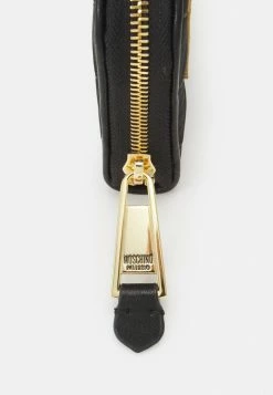 MOSCHINO PORTAFOGLIO - Wallet - Black/gold-coloured -MOSCHINO SHOP 949b127f8bf645fea12272eea89adcee