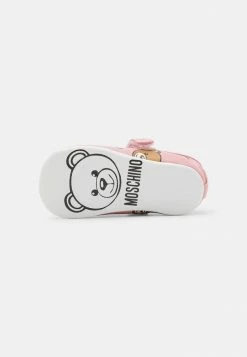 MOSCHINO NEWBORN MARY JANE TEDDY BEAR ALL OVER PRINT - First Shoes - Pink -MOSCHINO SHOP a33862b1d5c54277986a23a6b3ba3e27