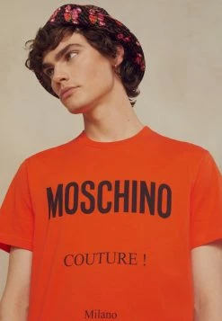 MOSCHINO Print T-shirt - Fantasy Red