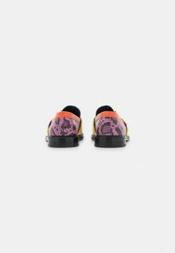 MOSCHINO Slip-ons - Fantasy Color -MOSCHINO SHOP ae3c29c7ea5a4b219a1a29ac172b434c
