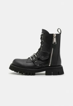 MOSCHINO MB24114G1F GA0 - Lace-up Ankle Boots - Black