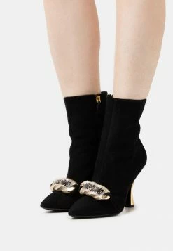 MOSCHINO Classic Ankle Boots - Nero