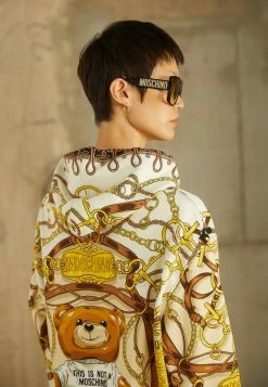 MOSCHINO MILITARY TEDDY SCARF - Day Dress - Fantasy Ivory -MOSCHINO SHOP c259dc36b7c64204a8263bcc14d59771