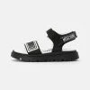 MOSCHINO Sandals - Black/white