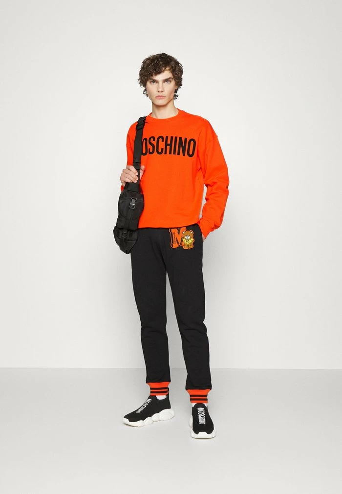 MOSCHINO Sweatshirt - Red 5 MOSCHINO Sweatshirt - Red - Image 5