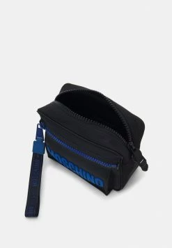 MOSCHINO UNISEX - Across Body Bag - Fantasy Black -MOSCHINO SHOP cabbc39a11754ae882cc439d8152f96b