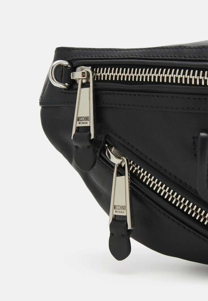 MOSCHINO BIKER BAG UNISEX - Bum Bag - Black 4 MOSCHINO BIKER BAG UNISEX - Bum Bag - Black - Image 4