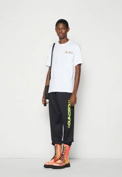 MOSCHINO Print T-shirt - Fantasy White -MOSCHINO SHOP cd5f063dad1b4a2da778467bf670a032