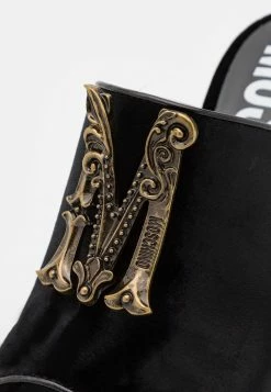 MOSCHINO Heeled Mules - Nero -MOSCHINO SHOP d02843796bd744fab3728c69887bd138
