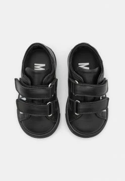 MOSCHINO BOX SOLE STRAP MAXI LOGO PRINT UNISEX - Trainers - Black -MOSCHINO SHOP d1ec6ce4e7304b25964e14aa6d7e6c04