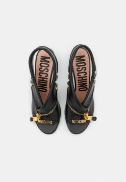 MOSCHINO Sandals - Nero -MOSCHINO SHOP d3b93c402e404407888a5c28bdd0596d